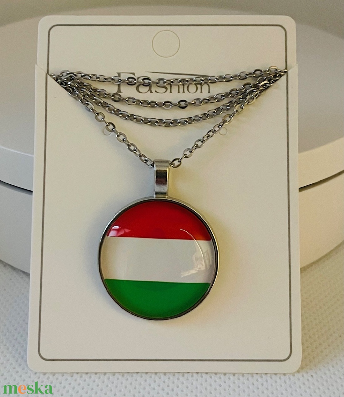Magyar nemzeti színű üveglencsés medálos nemesacél nyaklánc szurkoló foci EB - ékszer - nyaklánc - medálos nyaklánc - Meska.hu Magyar nemzeti színű üveglencsés medálos nemesacél nyaklánc szurkoló foci EB - ékszer - nyaklánc - medálos nyaklánc - Meska.hu