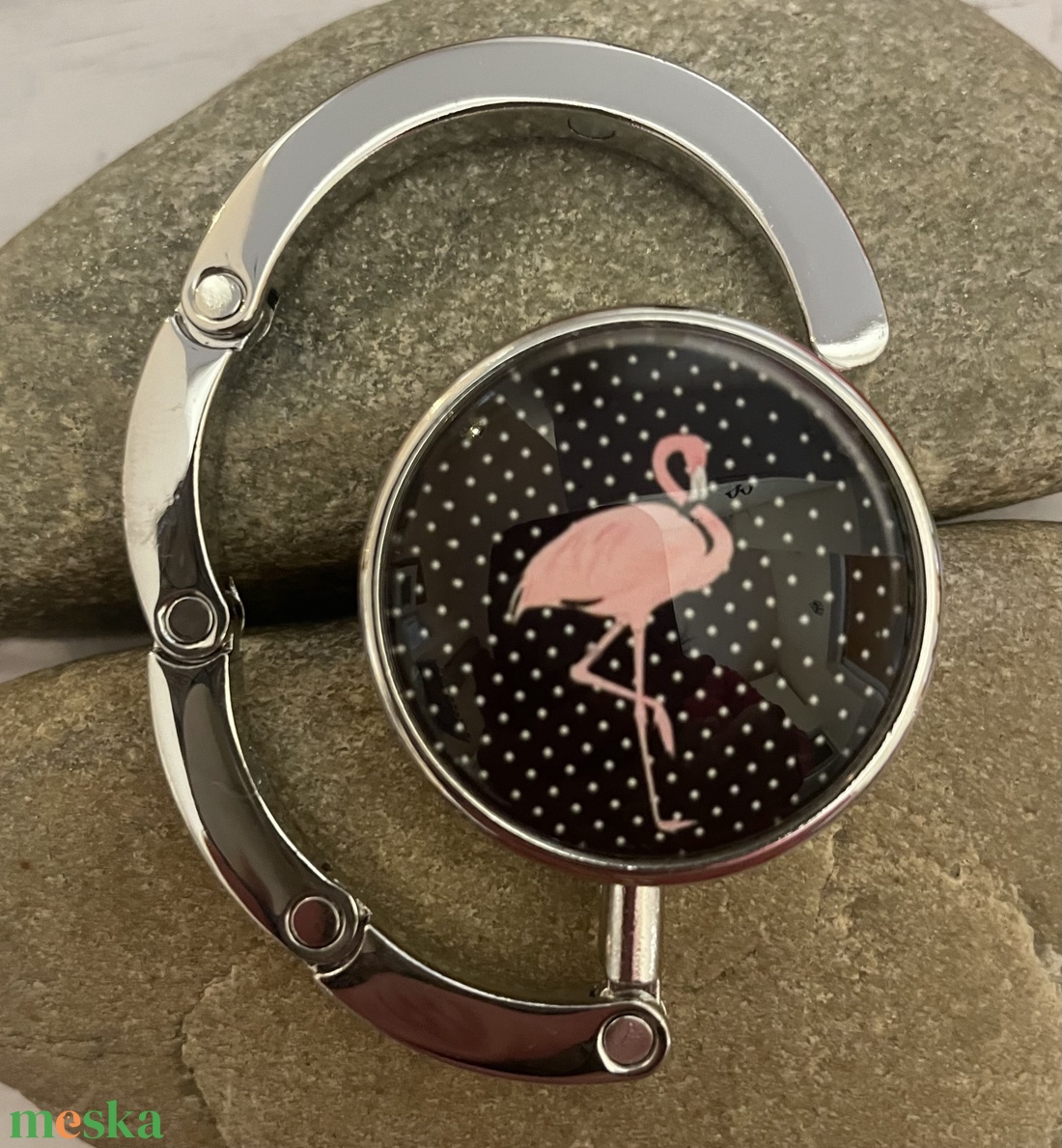 Rózsaszín Flamingó Üveglencsés Táska Akasztó Táskaakasztó - táska & tok - kulcstartó & táskadísz - táskaakasztó - Meska.hu Rózsaszín Flamingó Üveglencsés Táska Akasztó Táskaakasztó - táska & tok - kulcstartó & táskadísz - táskaakasztó - Meska.hu