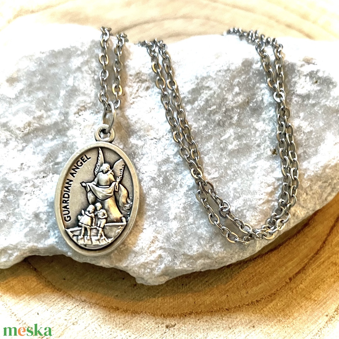 Szent Mihály arkangyal amulett medál talizmán nemesacél kapcsos láncon - ékszer - nyaklánc - medálos nyaklánc - Meska.hu Szent Mihály arkangyal amulett medál talizmán nemesacél kapcsos láncon - ékszer - nyaklánc - medálos nyaklánc - Meska.hu