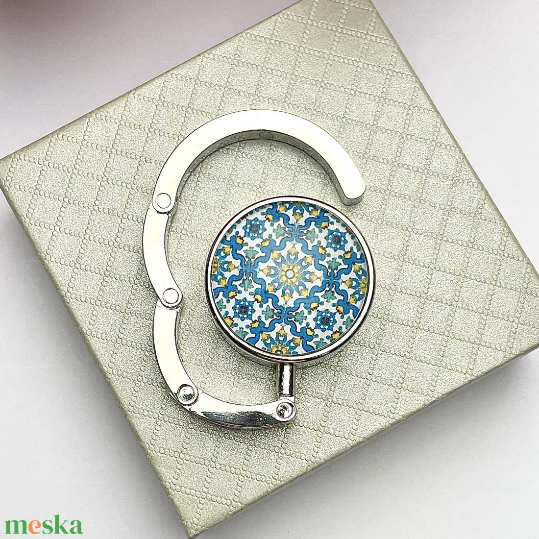 Mandala mintázatú Üveglencsés Táska Akasztó Táskaakasztó - táska & tok - kulcstartó & táskadísz - táskaakasztó - Meska.hu Mandala mintázatú Üveglencsés Táska Akasztó Táskaakasztó - táska & tok - kulcstartó & táskadísz - táskaakasztó - Meska.hu