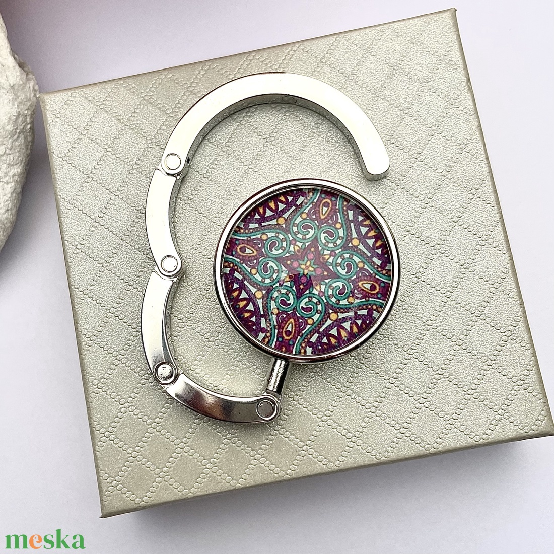 Mandala mintázatú Üveglencsés Táska Akasztó Táskaakasztó - táska & tok - kulcstartó & táskadísz - táskaakasztó - Meska.hu Mandala mintázatú Üveglencsés Táska Akasztó Táskaakasztó - táska & tok - kulcstartó & táskadísz - táskaakasztó - Meska.hu
