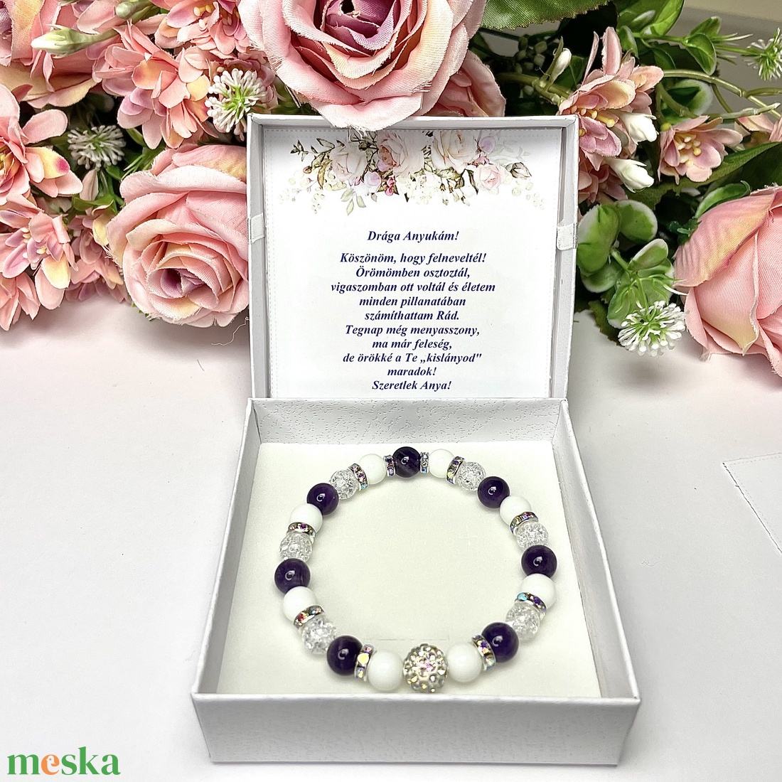 Örömanya szülőköszöntő ajándék lila ametiszt ásvány karkötő shamballa dísszel díszdobozban kísérő szöveggel - esküvő - emlék & ajándék - szülőköszöntő ajándék - Meska.hu