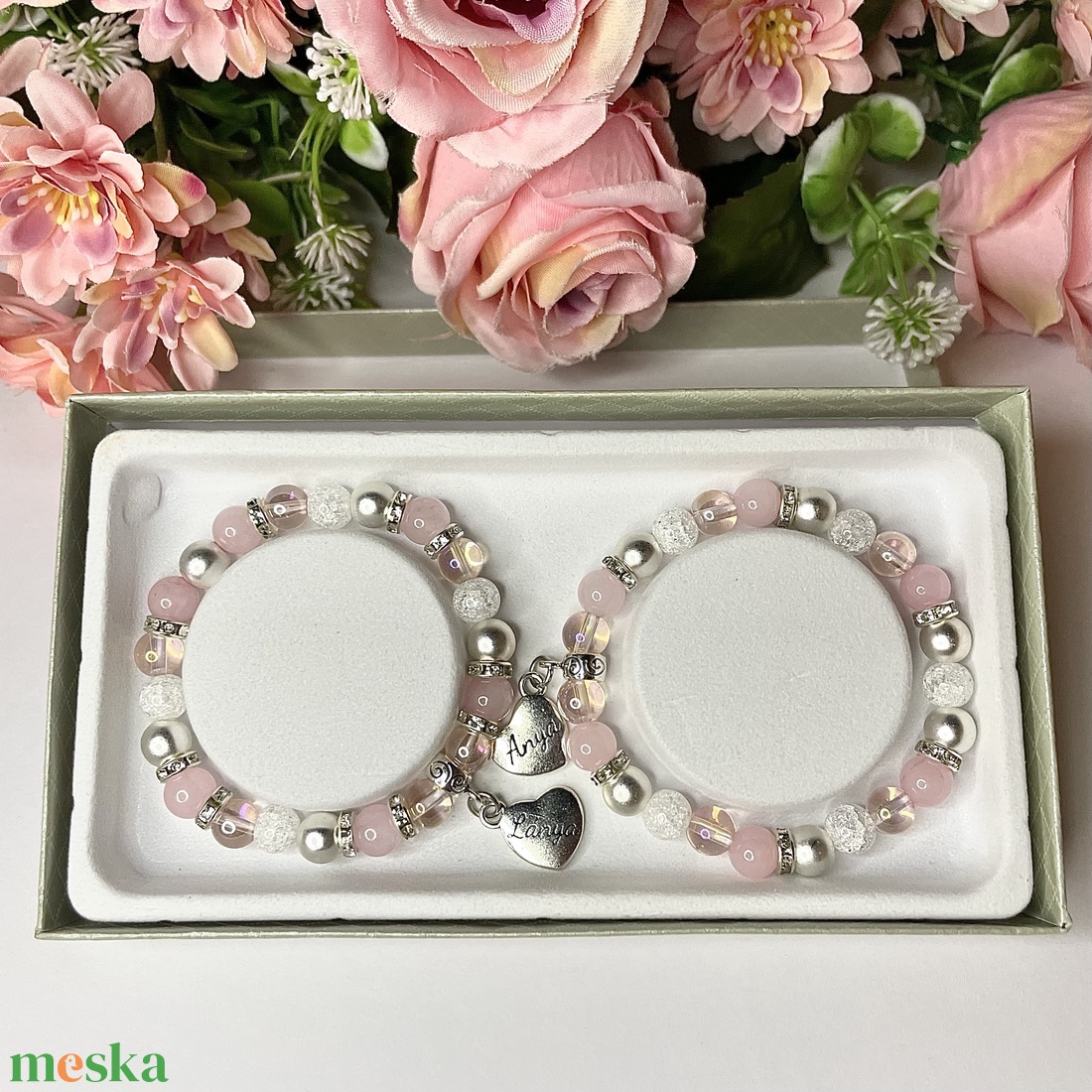 Két darabos Anya Lánya páros ásvány karkötő szett magyar feliratos szív medállal - ruha & divat - páros szett - anya-lánya szett - Meska.hu