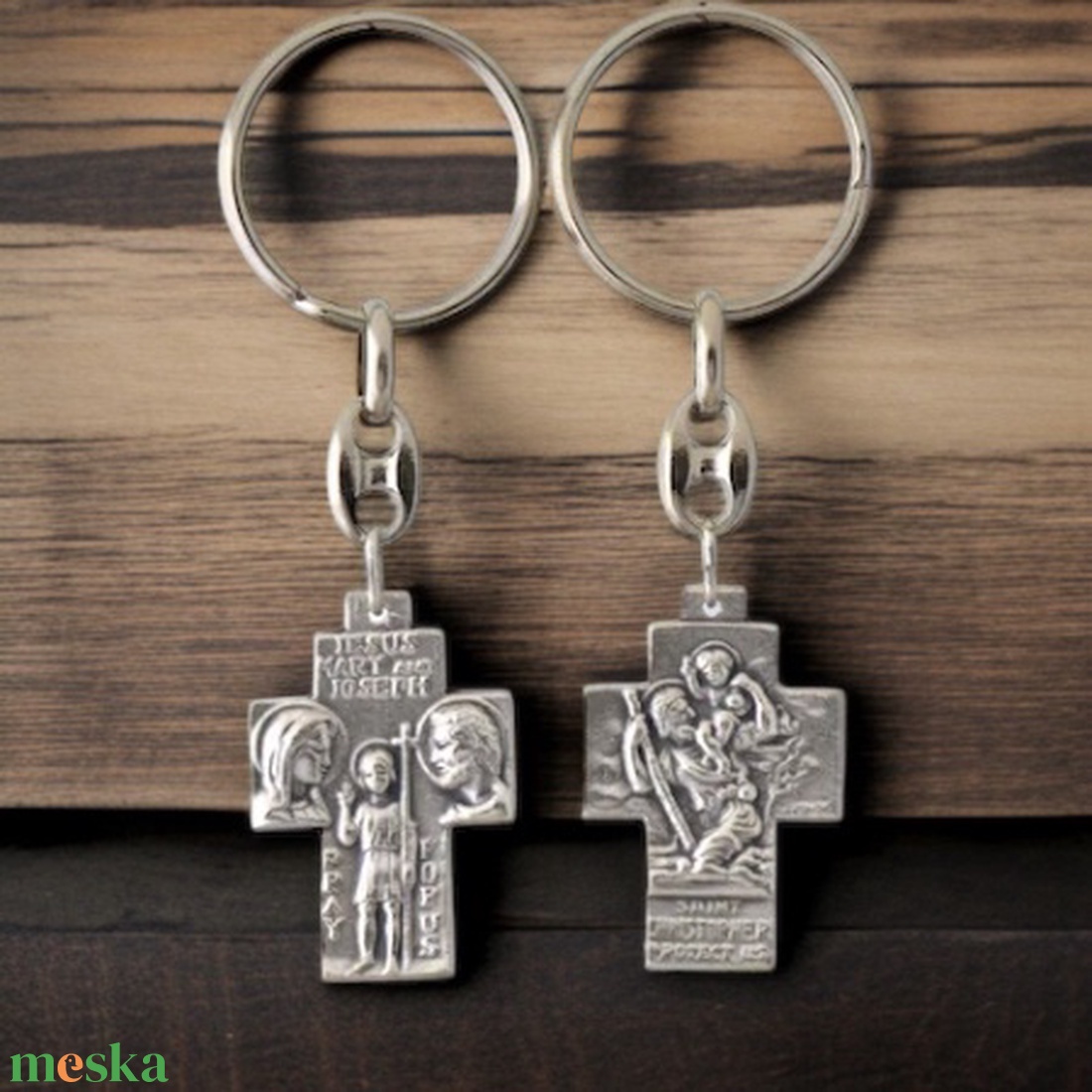 Szent Kristóf kereszt medálos kulcstartó - táska & tok - kulcstartó & táskadísz - táskadísz - Meska.hu Szent Kristóf kereszt medálos kulcstartó - táska & tok - kulcstartó & táskadísz - táskadísz - Meska.hu