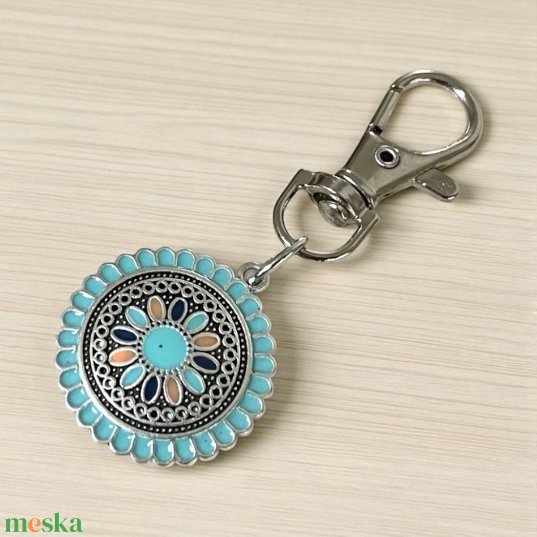 Mandala mintás kulcstartó táskadísz (Türkiz) 5345891 - táska & tok - kulcstartó & táskadísz - táskadísz - Meska.hu Mandala mintás kulcstartó táskadísz (Türkiz) 5345891 - táska & tok - kulcstartó & táskadísz - táskadísz - Meska.hu