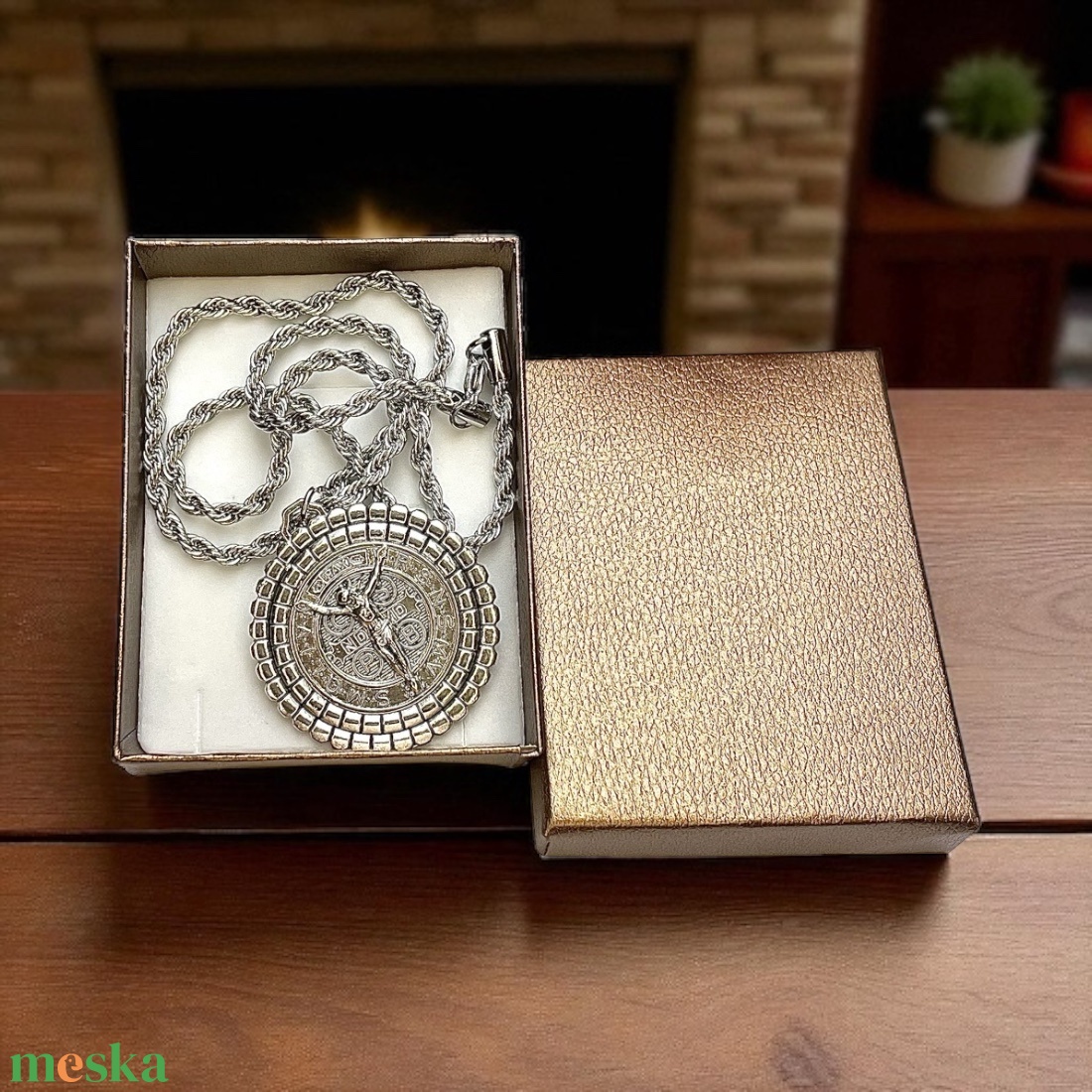 Kétoldalas Szent Benedek amulett medál talizmán nemesacél kapcsos láncon - ékszer - nyaklánc - medálos nyaklánc - Meska.hu Kétoldalas Szent Benedek amulett medál talizmán nemesacél kapcsos láncon - ékszer - nyaklánc - medálos nyaklánc - Meska.hu