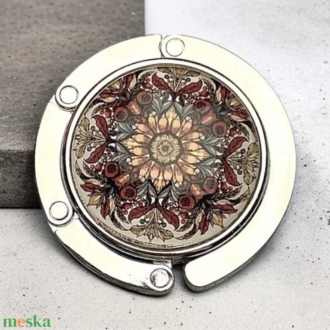 Mandala csempe virág mintázatú Üveglencsés Táska Akasztó Táskaakasztó - táska & tok - kulcstartó & táskadísz - táskaakasztó - Meska.hu Mandala csempe virág mintázatú Üveglencsés Táska Akasztó Táskaakasztó - táska & tok - kulcstartó & táskadísz - táskaakasztó - Meska.hu