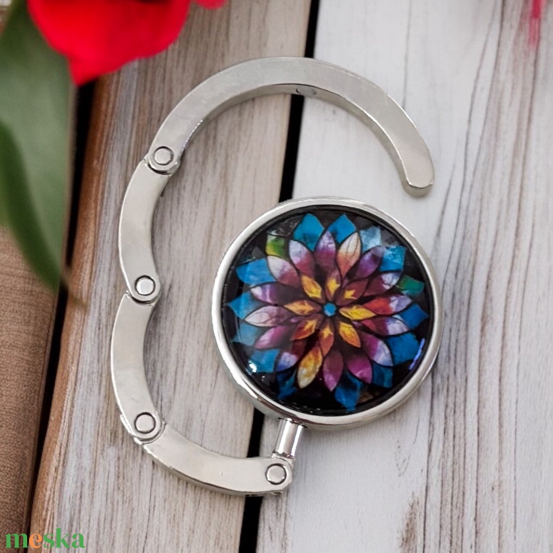 Mandala Virág mintázatú Üveglencsés Táska Akasztó Táskaakasztó 5603843 - táska & tok - kulcstartó & táskadísz - táskaakasztó - Meska.hu Mandala Virág mintázatú Üveglencsés Táska Akasztó Táskaakasztó 5603843 - táska & tok - kulcstartó & táskadísz - táskaakasztó - Meska.hu