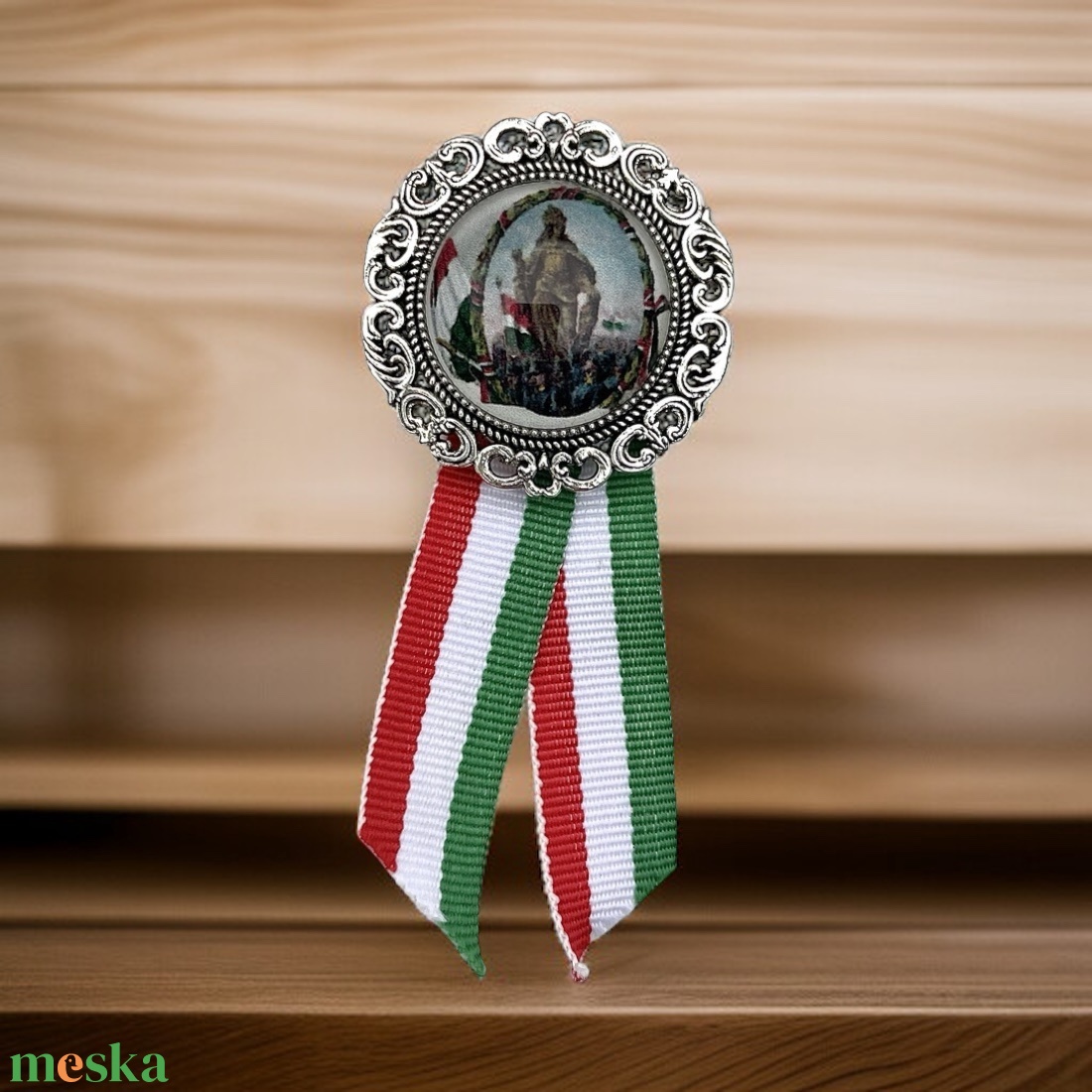 Üveglencsés kokárda március 15 - ékszer - kitűző és bross - Meska.hu