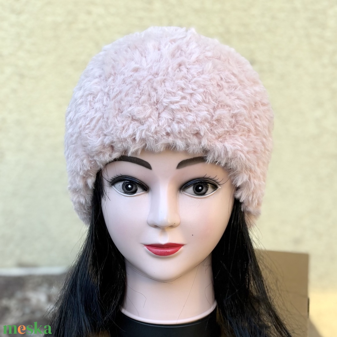 Szőrme hatású meleg kötött női sapka gyerek tini méret barackrózsaszín 5637578 - ruha & divat - sál, sapka, kendő - sapka - Meska.hu