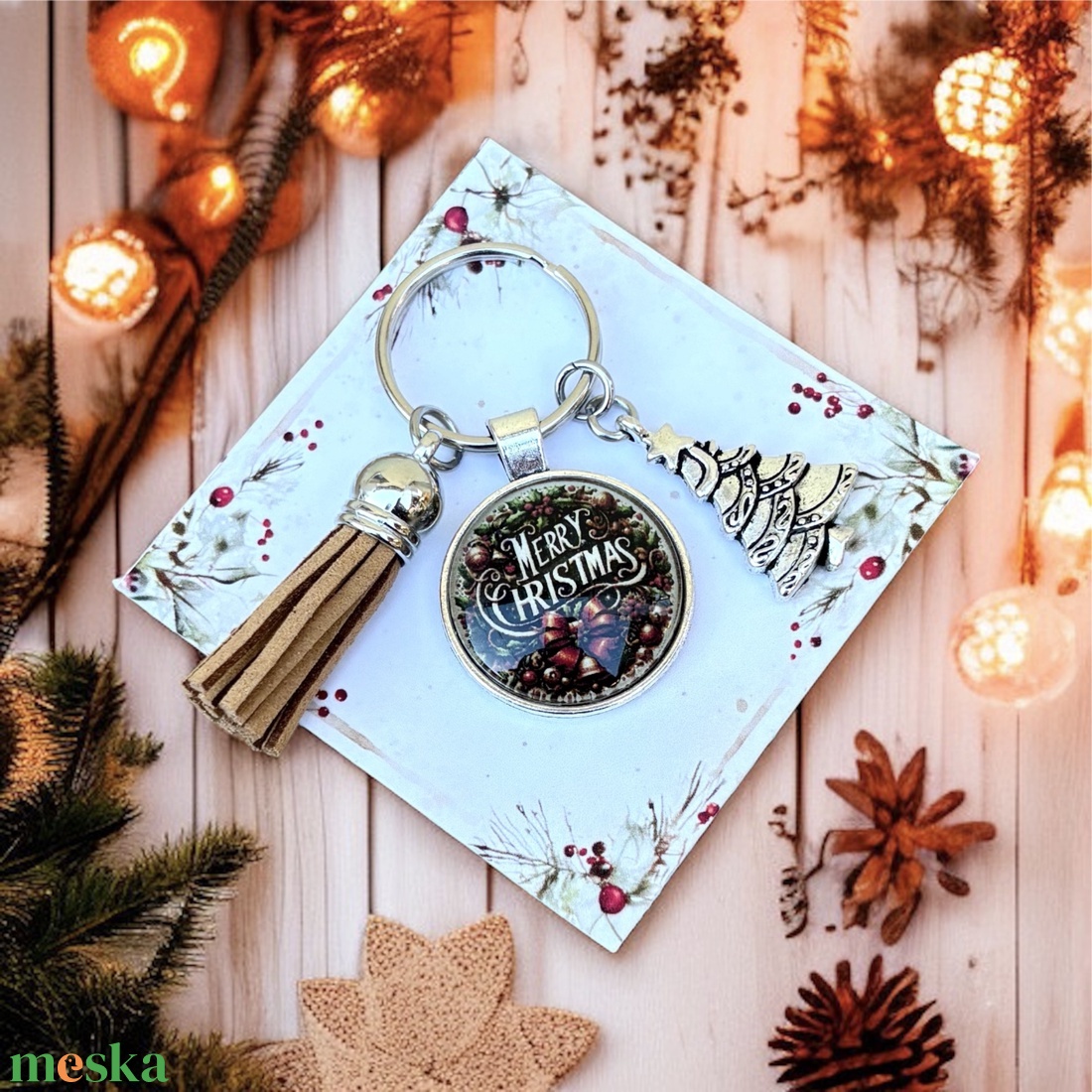 Üveglencsés fém bojtos karécsonyi kulcstartó ajándékozásra kész celofánba csomagolva 5664916 - táska & tok - kulcstartó & táskadísz - kulcstartó - Meska.hu