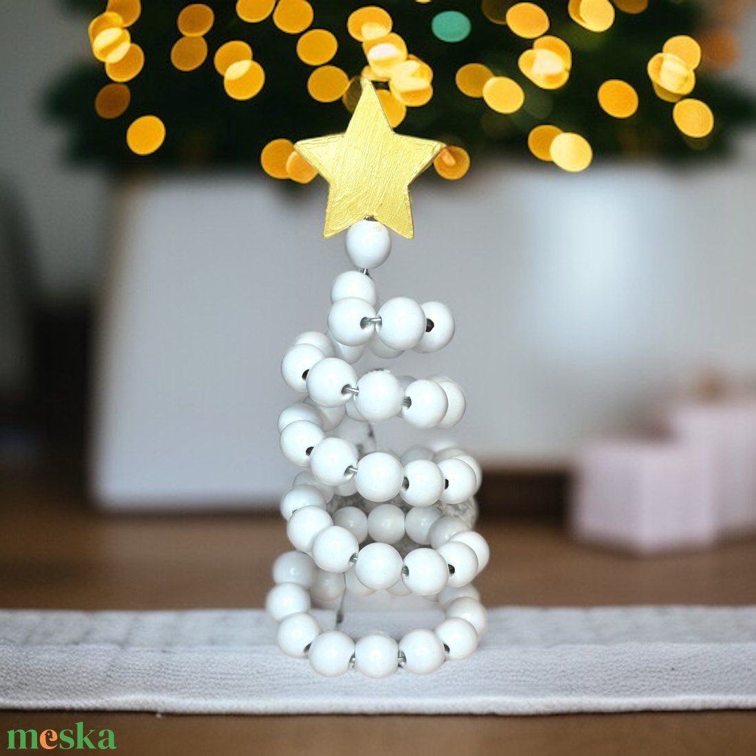 Kicsi karácsonyfa karácsonyi dekoráció fagyöngyökből  - karácsony - karácsonyi lakásdekoráció - karácsonyfa, grincsfa - Meska.hu