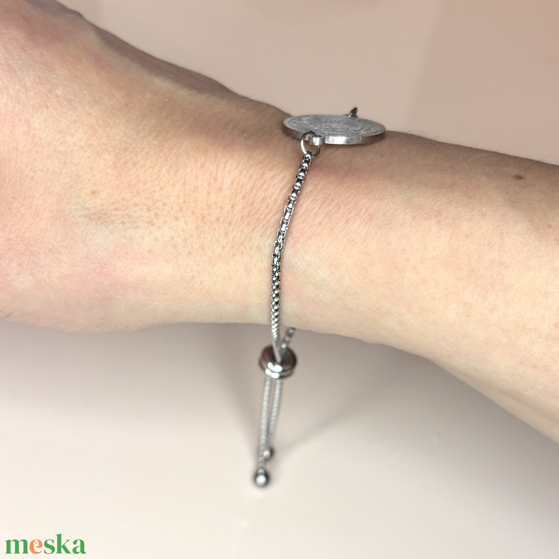 Szent Benedek Medálos Nemesacél Karkötő állítható méretű ajándékdobozban - ékszer - karkötő - karkötő medállal - Meska.hu