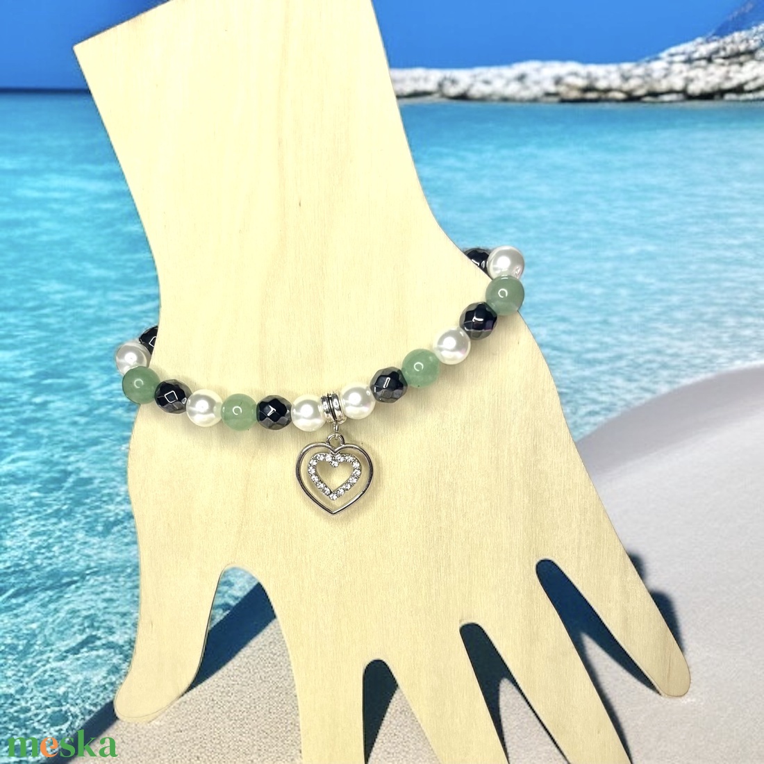 Ásványkarkötő charmmal 17,5-18 cm 5673948 - ékszer - karkötő - ásványkarkötő - Meska.hu