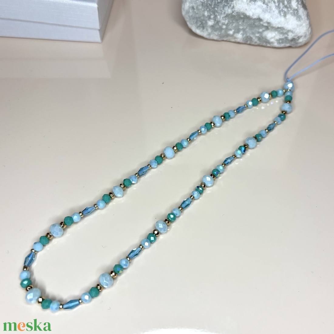 Mobiltelefon dísz mobil charm telefon telefondísz ásvány és kristálygyönygökből ajándékdobozzal 5677647 - táska & tok - kulcstartó & táskadísz - táskadísz - Meska.hu