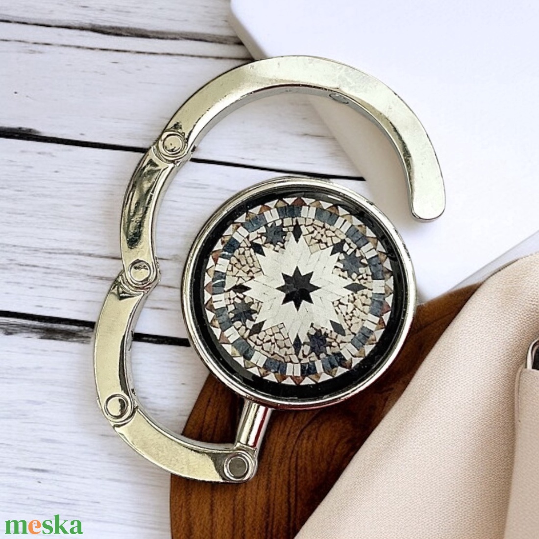 Mozaik Mandala mintázatú Üveglencsés Táska Akasztó Táskaakasztó  - táska & tok - kulcstartó & táskadísz - táskaakasztó - Meska.hu