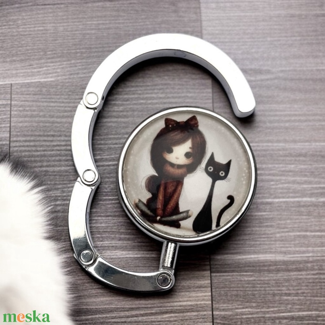 Kislányos cicás macskás mintás Táska Akasztó Táskaakasztó 5676719 - táska & tok - kulcstartó & táskadísz - táskaakasztó - Meska.hu