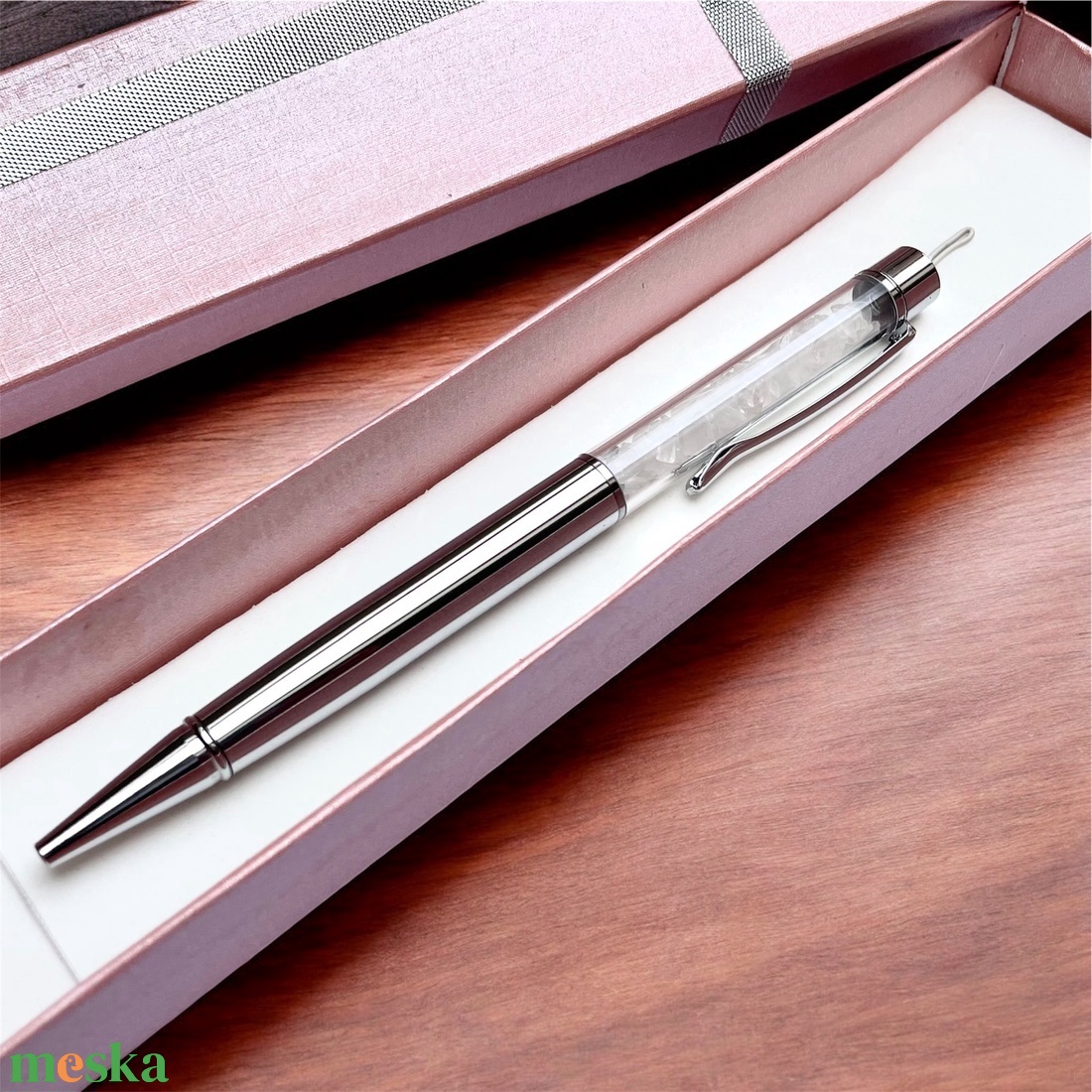 Fehér kvarc ásvány szemcsés golyóstoll díszdobozban ajándékozásra kész 5673797 - otthon & életmód - papír, írószer - ceruza & toll - Meska.hu