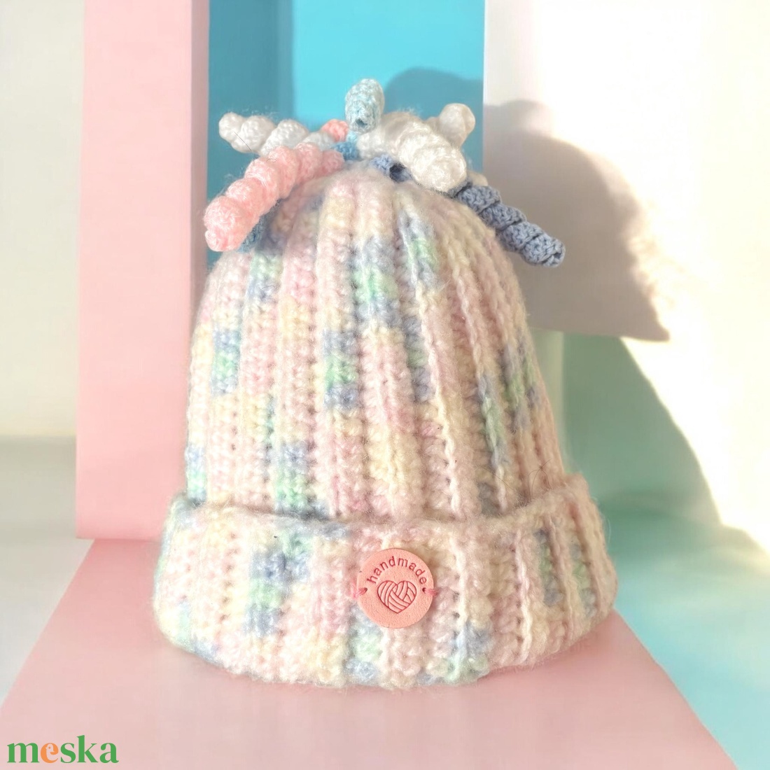 Horgolt Macaron színű spirál pom pom kislány sapka 5726851 - ruha & divat - sál, sapka, kendő - sapka - Meska.hu
