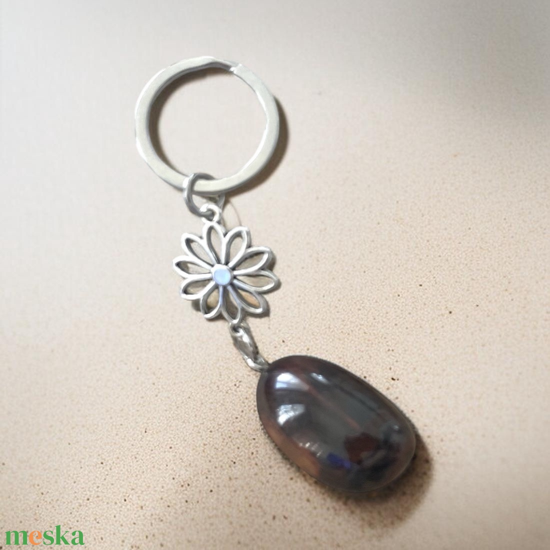 Tigrisszem ásvány medálos kulcstartó 5327444 - táska & tok - kulcstartó & táskadísz - kulcstartó - Meska.hu