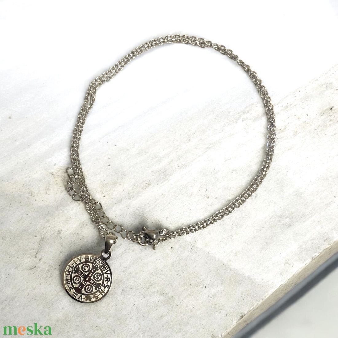 Nemesacél Szent Benedek medálos nyaklánc ajándékdobozzal 5714609 - ékszer - nyaklánc - medálos nyaklánc - Meska.hu