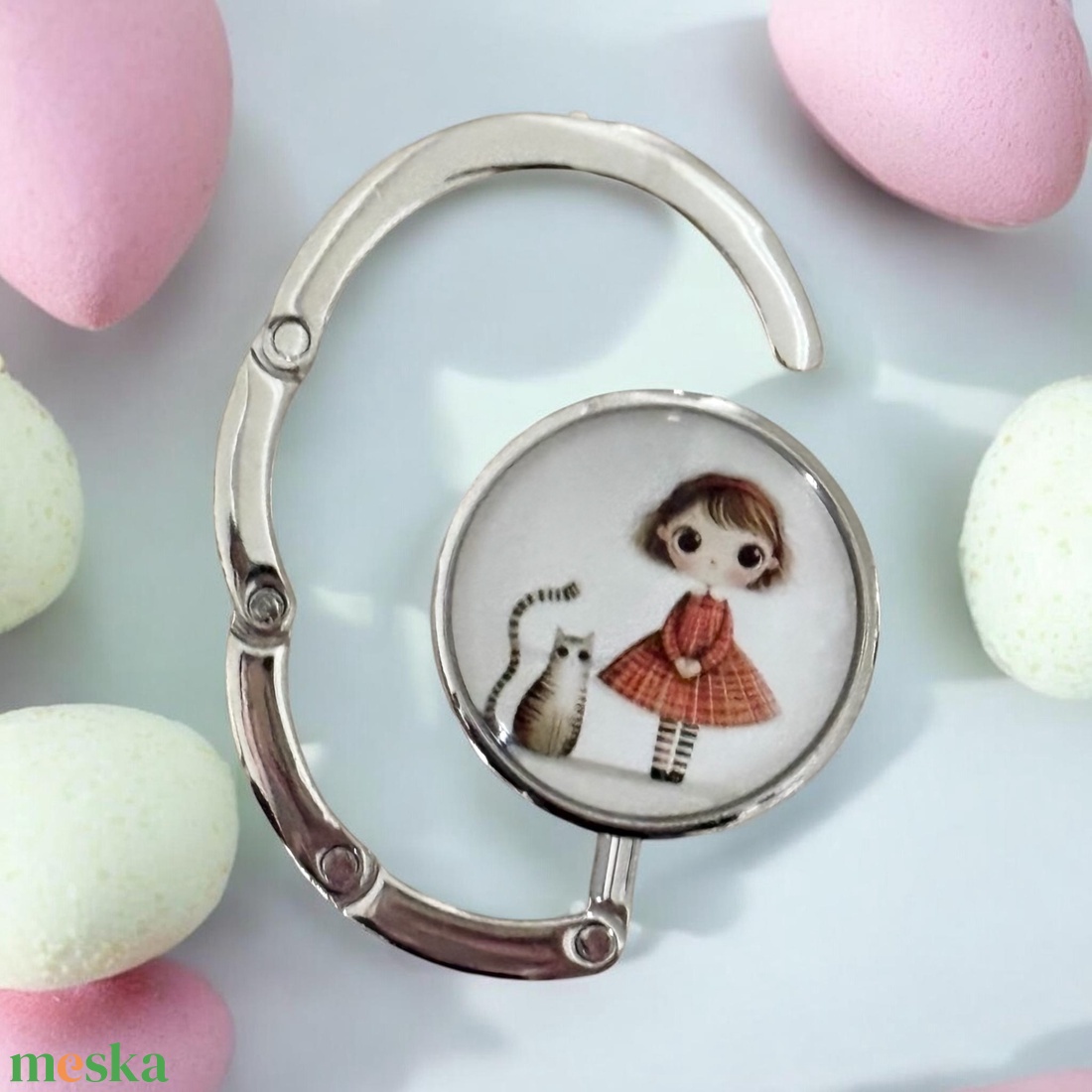 Kislányos cicás mintás Táska Akasztó Táskaakasztó táskatartó 1 db elérhető 5726745 - táska & tok - kulcstartó & táskadísz - táskaakasztó - Meska.hu