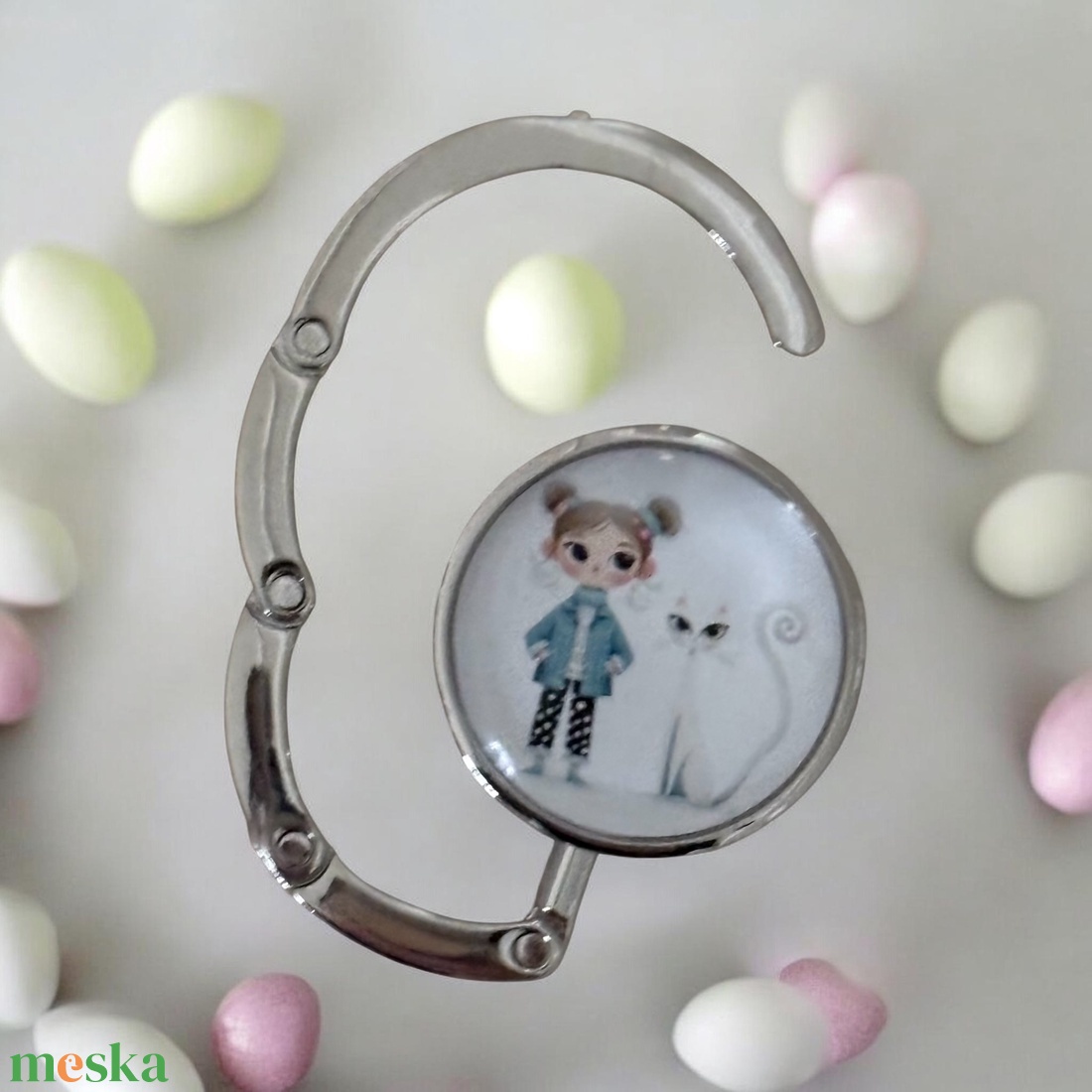 Kislányos cicás mintás Táska Akasztó Táskaakasztó táskatartó 1 db elérhető 5726747 - táska & tok - kulcstartó & táskadísz - táskaakasztó - Meska.hu