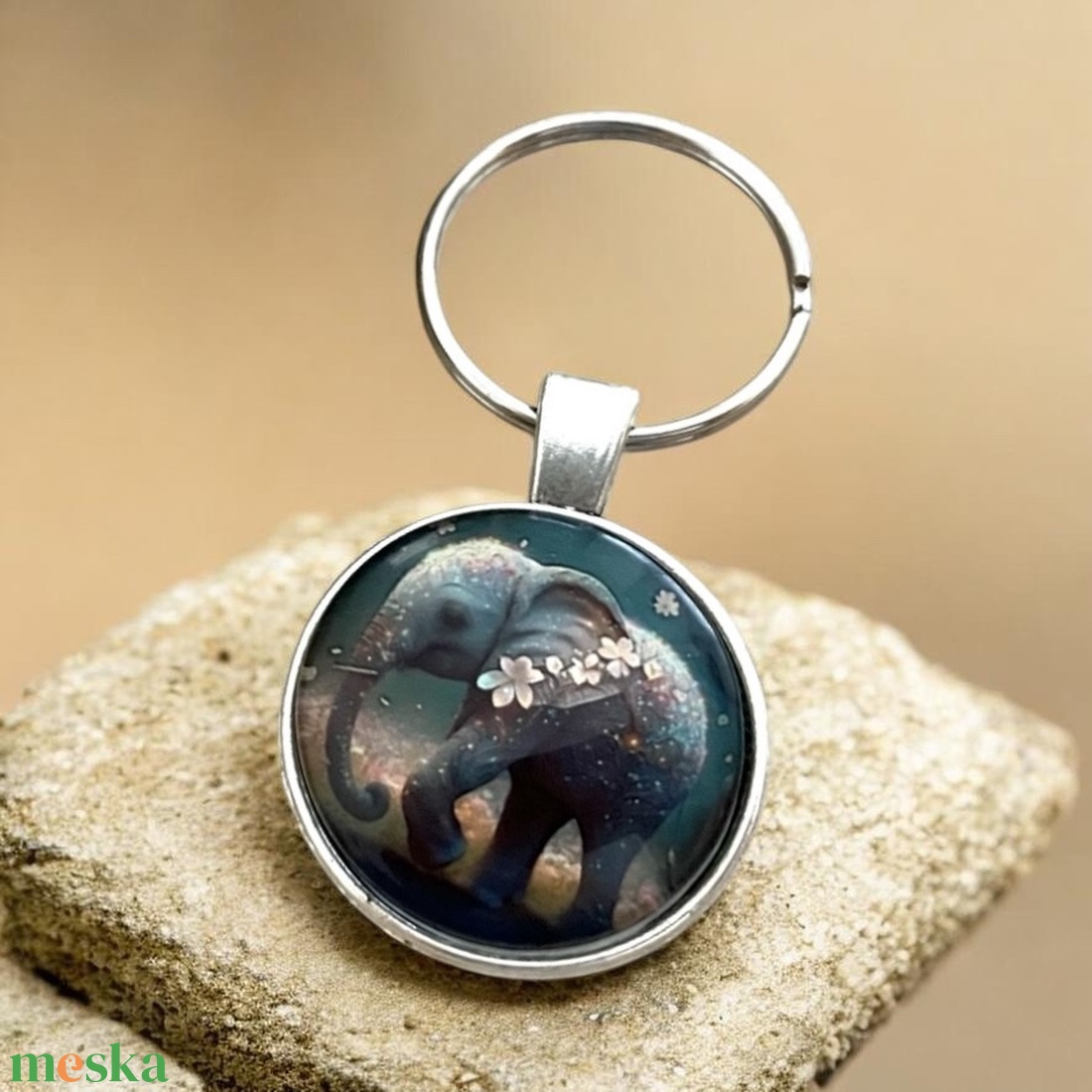 Üveglencsés fém kulcstartó - Elefánt baba baby 1 darab elérhető 5727839 - táska & tok - kulcstartó & táskadísz - kulcstartó - Meska.hu