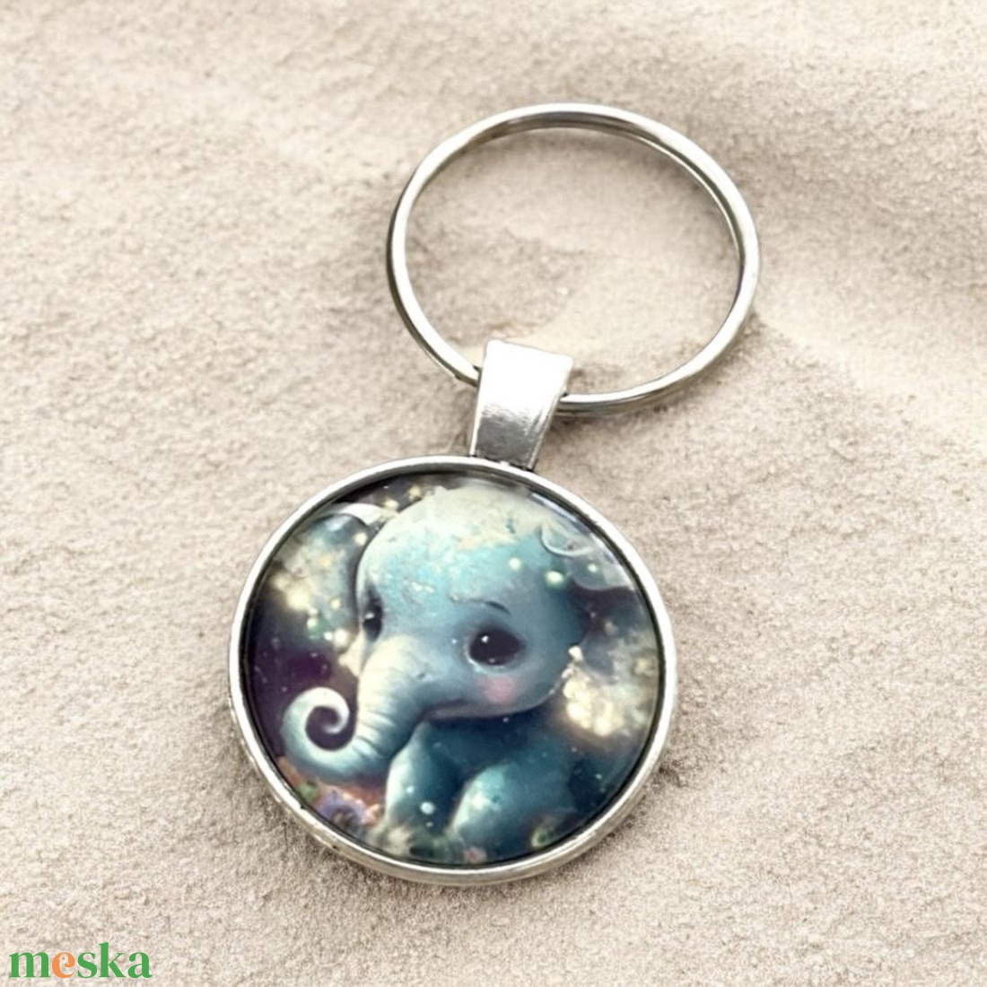 Üveglencsés fém kulcstartó - Elefánt baba baby - táska & tok - kulcstartó & táskadísz - kulcstartó - Meska.hu