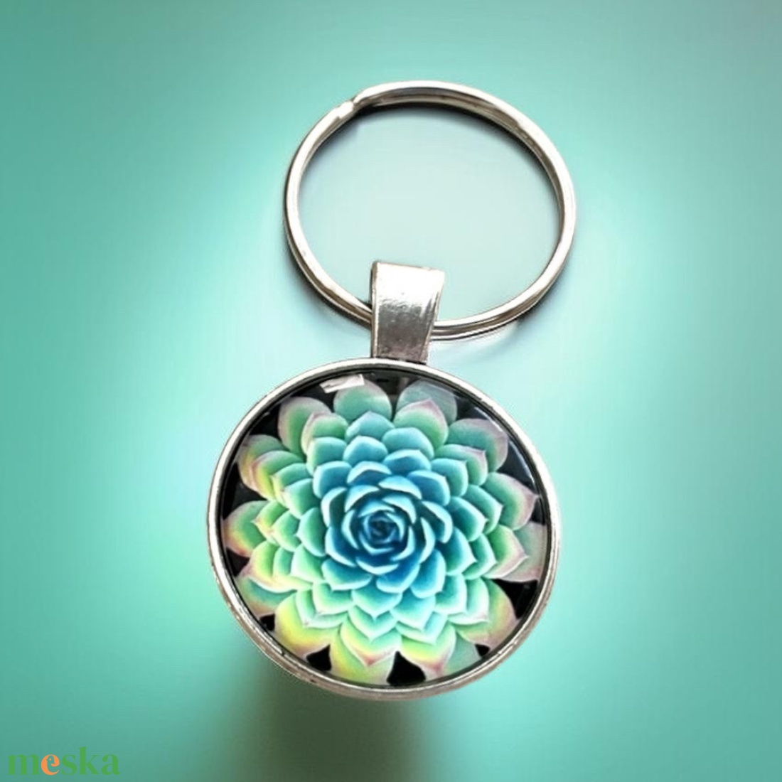 Üveglencsés fém kulcstartó - Virág többszínű - táska & tok - kulcstartó & táskadísz - kulcstartó - Meska.hu
