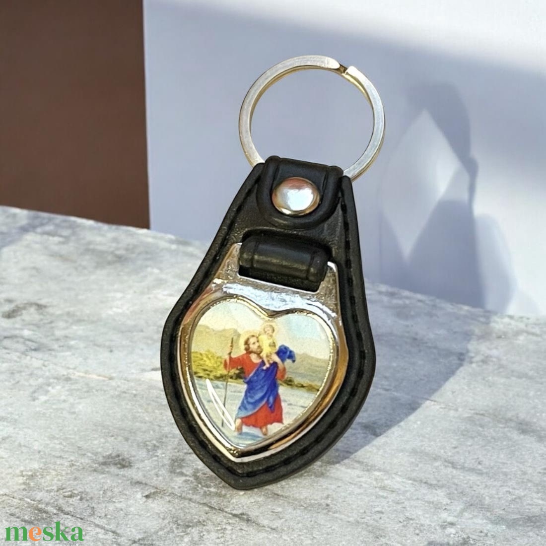 Szent Kristóf védelmező autós kulcstartó színes képpel szív formában - táska & tok - kulcstartó & táskadísz - kulcstartó - Meska.hu