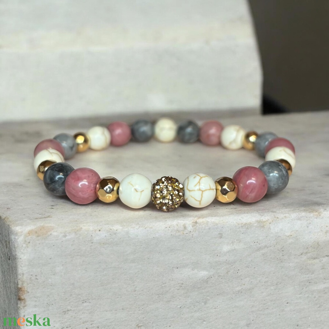 Női ásványkarkötő howlit jáspis rodonit hematit 17 cm - ékszer - karkötő - ásványkarkötő - Meska.hu