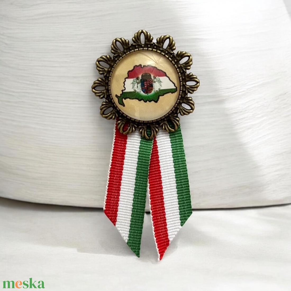 Üveglencsés kokárda Nagy Magyarország mintával bronz - ékszer - kitűző és bross - Meska.hu