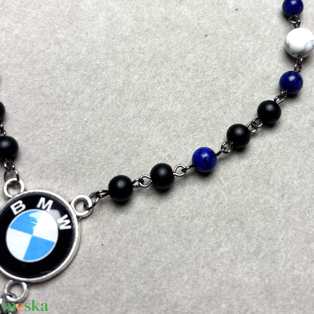BMW Mercedes autós rózsafüzér jellegű visszapillantó dísz egyedileg rendelésre készül - otthon & életmód - autó - visszapillantó dísz - Meska.hu