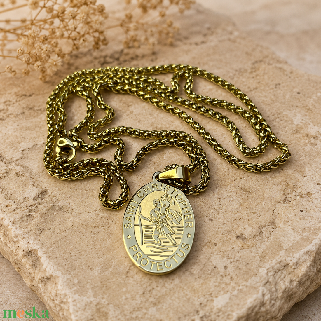 Arany színű Szent Kristóf nemesacél medál védelmező amulett talizmán arany színű nemesacél láncon - ékszer - nyaklánc - medálos nyaklánc - Meska.hu