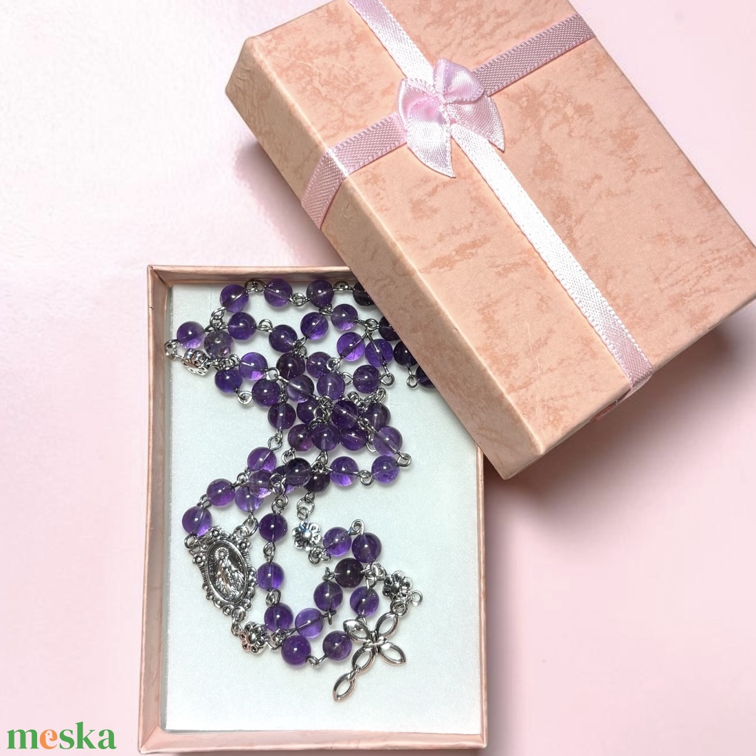 Keresztelő ajándék ásvány rózsafüzér díszdobozban kísérő szöveggel ametiszt - baba - mama - keresztelő kellékek - keresztelőajándékok - Meska.hu