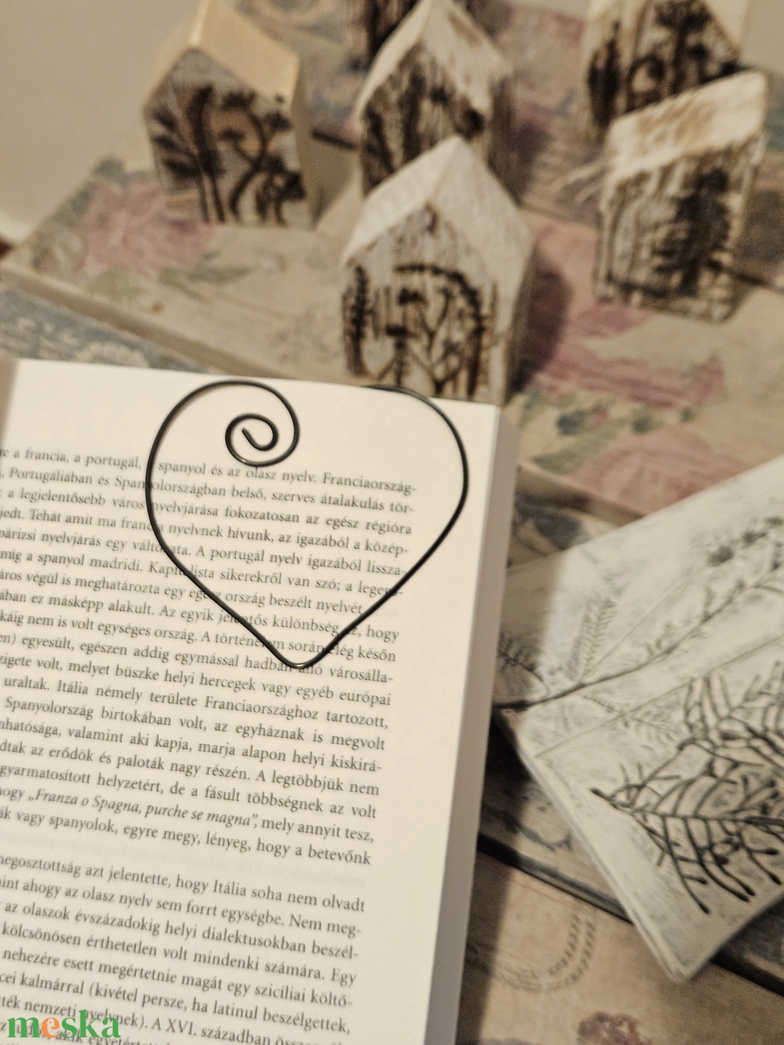 Könyvjelző drótból - könyv & zene - könyvjelző - Meska.hu