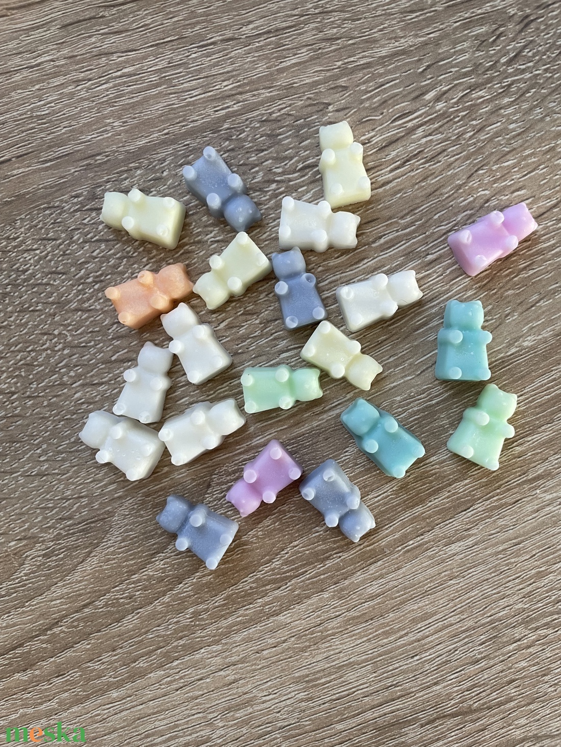 Gumimaci illatviaszok - otthon & életmód - gyertya, illat, aroma - illatviasz - Meska.hu Gumimaci illatviaszok - otthon & életmód - gyertya, illat, aroma - illatviasz - Meska.hu