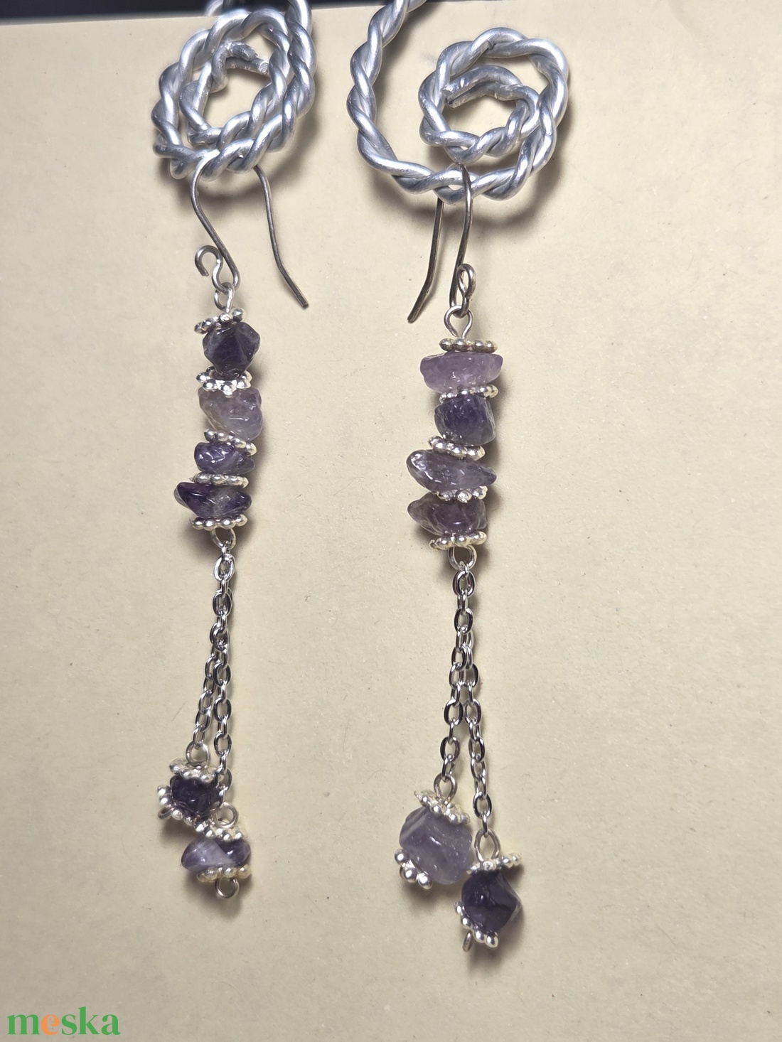 Láncos lógó fülbevaló - ékszer - fülbevaló - lógó fülbevaló - Meska.hu