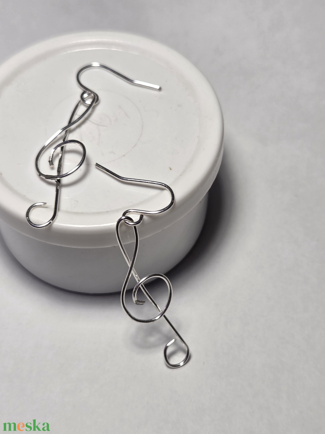 Violin fülbevaló - ékszer - fülbevaló - lógó fülbevaló - Meska.hu