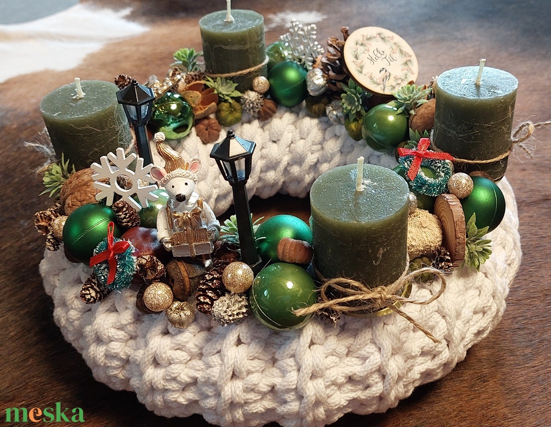 Horgol Zöld Fehér Egeres Adventi Koszorú - karácsony - adventi díszek - adventi koszorú - Meska.hu