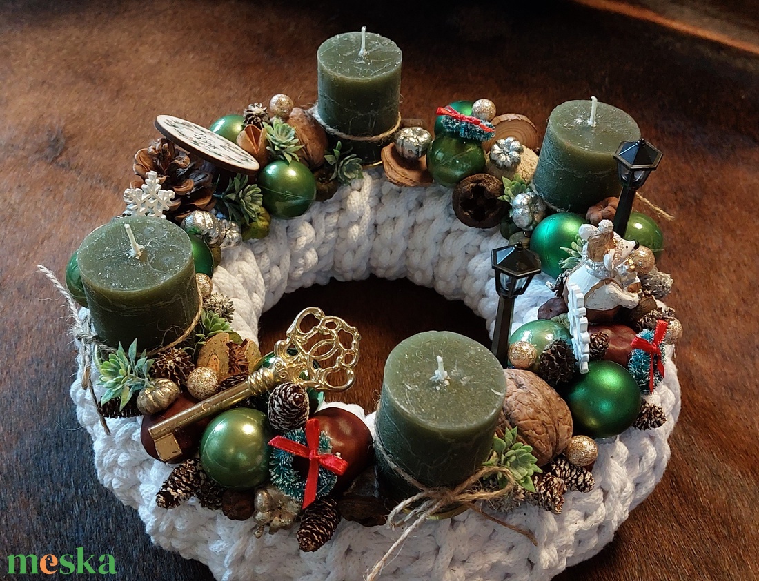 Horgol Zöld Fehér Egeres Adventi Koszorú - karácsony - adventi díszek - adventi koszorú - Meska.hu