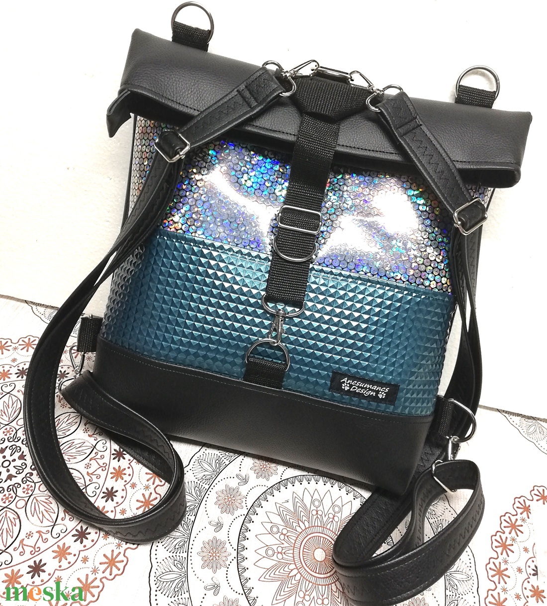 Roll top univerzális táska hátizsák fekete-türkíz-hologram - táska & tok - hátizsák - roll top hátizsák - Meska.hu