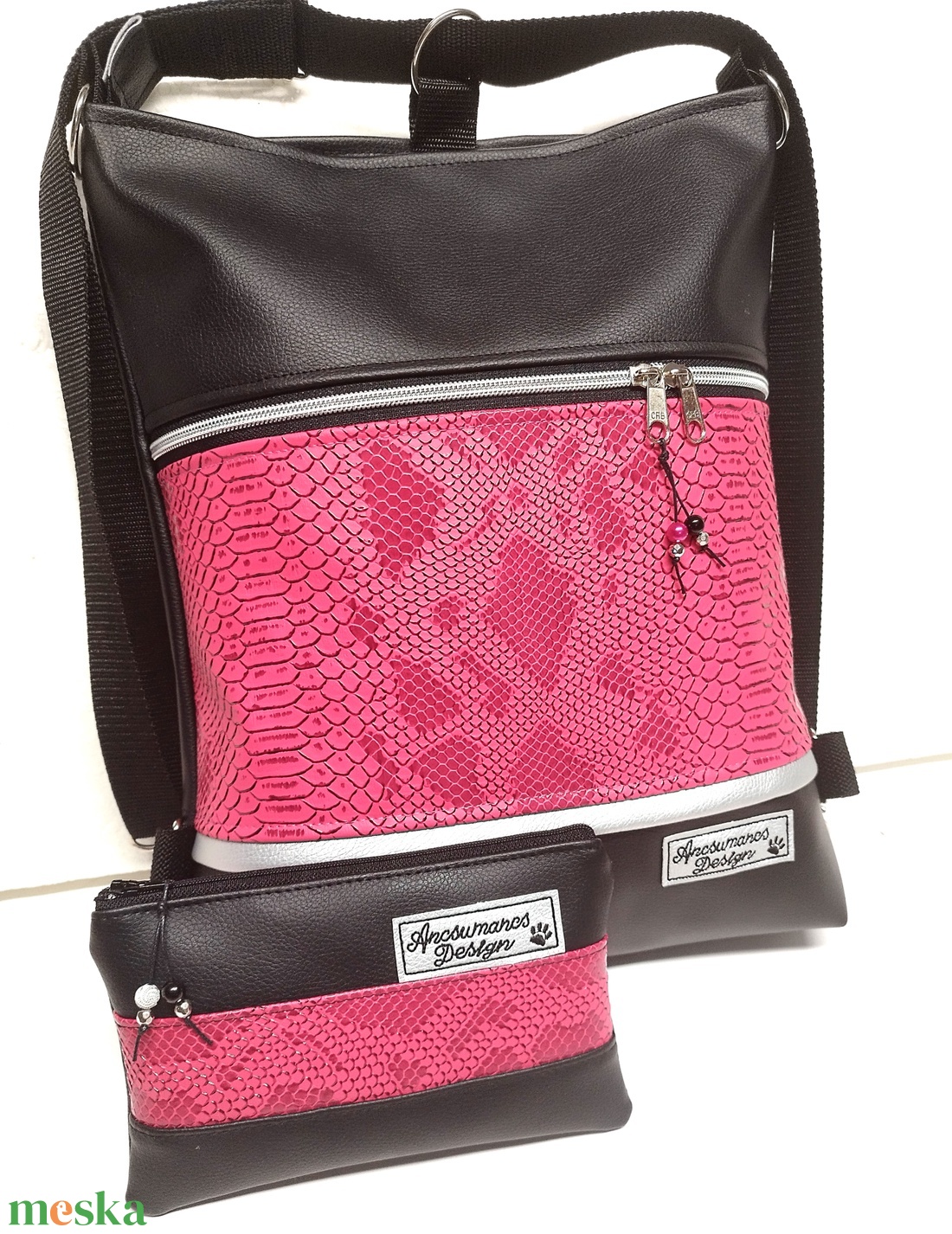 3in1 fekete metál hüllőmintás pink női hátizsák oldaltáska szett neszivel - táska & tok - táska szett - Meska.hu 3in1 fekete metál hüllőmintás pink női hátizsák oldaltáska szett neszivel - táska & tok - táska szett - Meska.hu