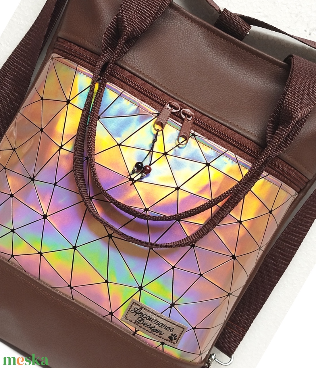 Elegáns 4in1 kakaóbarna lézerhologramos textilbőr hátizsák univerzális táska - táska & tok - variálható táska - Meska.hu Elegáns 4in1 kakaóbarna lézerhologramos textilbőr hátizsák univerzális táska - táska & tok - variálható táska - Meska.hu
