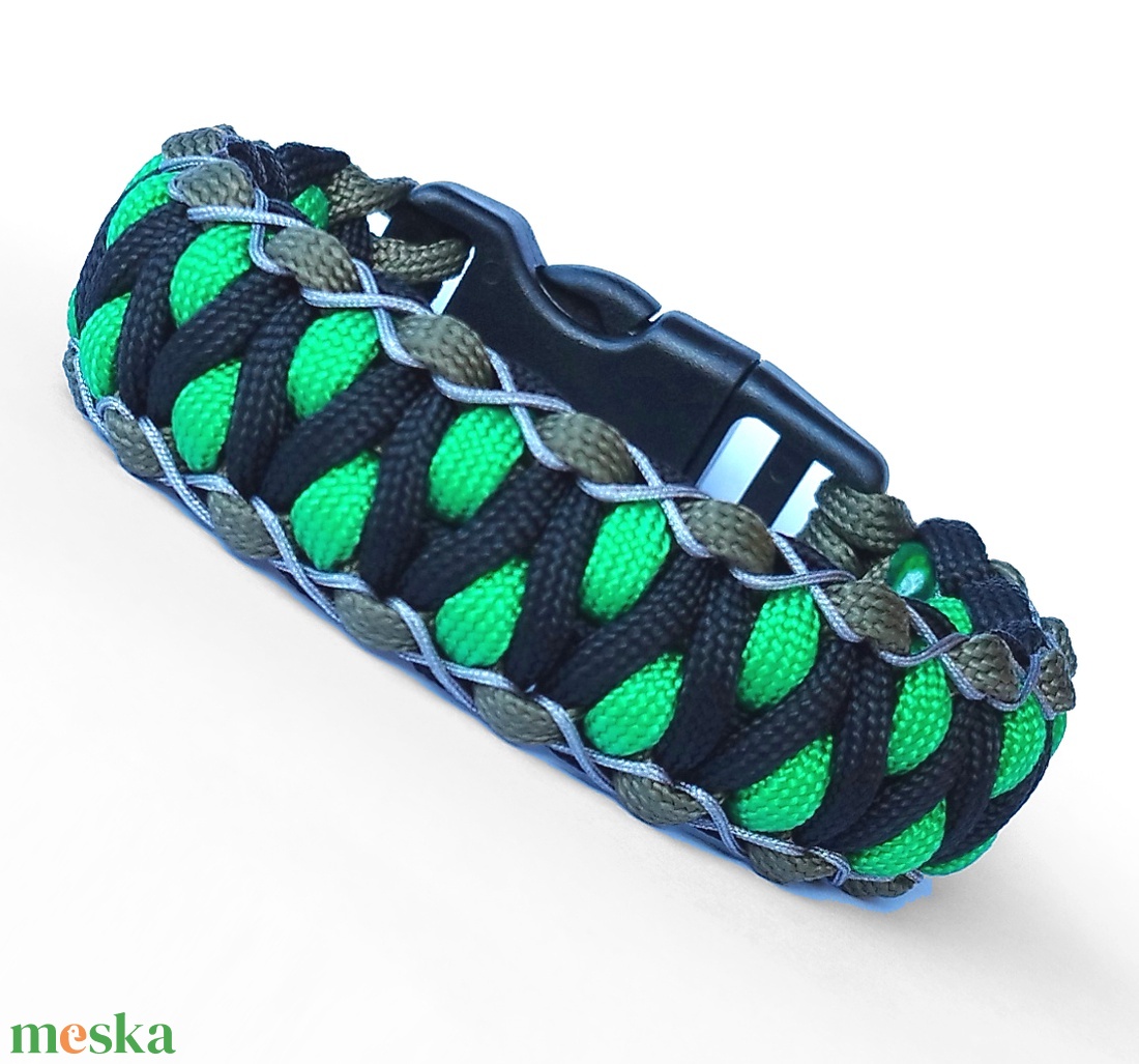 Designer túlélő paracord karkötő biztonsági csattal DRAGON EYE STITCH fekete zöld keki (csuklóméret 19-20cm) - ékszer - karkötő - fonott karkötő - Meska.hu Designer túlélő paracord karkötő biztonsági csattal DRAGON EYE STITCH fekete zöld keki (csuklóméret 19-20cm) - ékszer - karkötő - fonott karkötő - Meska.hu