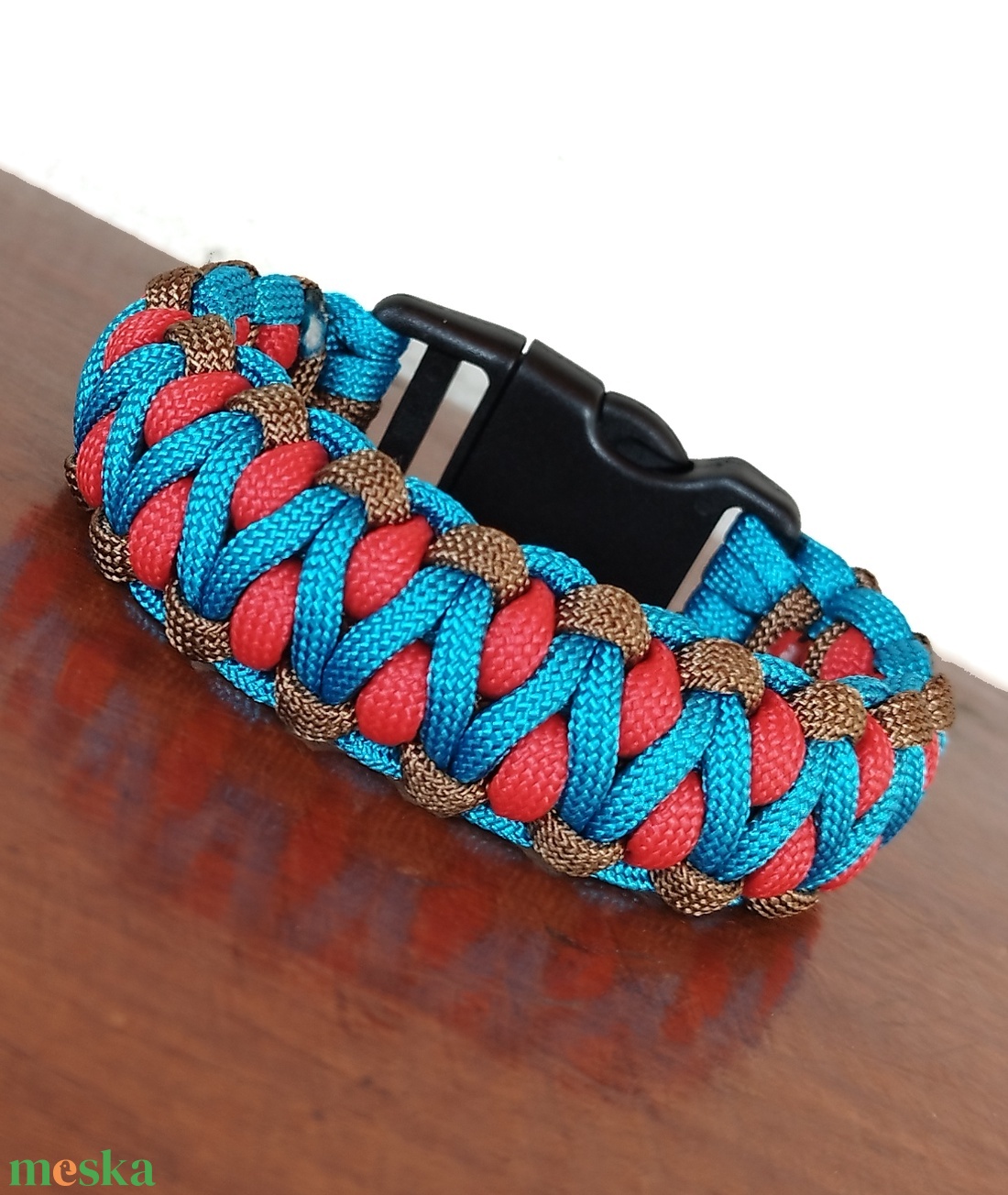 Designer túlélő paracord karkötő biztonsági csattal DRAGON EYE YONDU (csuklóméret 19-20cm) - ékszer - karkötő - fonott karkötő - Meska.hu Designer túlélő paracord karkötő biztonsági csattal DRAGON EYE YONDU (csuklóméret 19-20cm) - ékszer - karkötő - fonott karkötő - Meska.hu