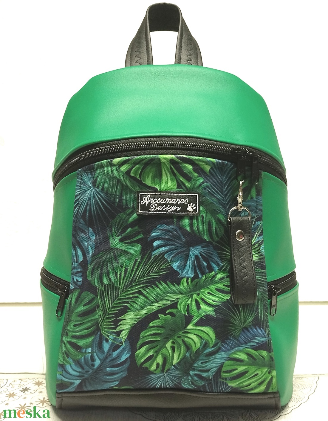 MAXIM BackPack L hátizsák - Pálmalevelek zöld fekete alapon textilbőr pántokkal 36x28x16 - táska & tok - hátizsák - hátizsák - Meska.hu