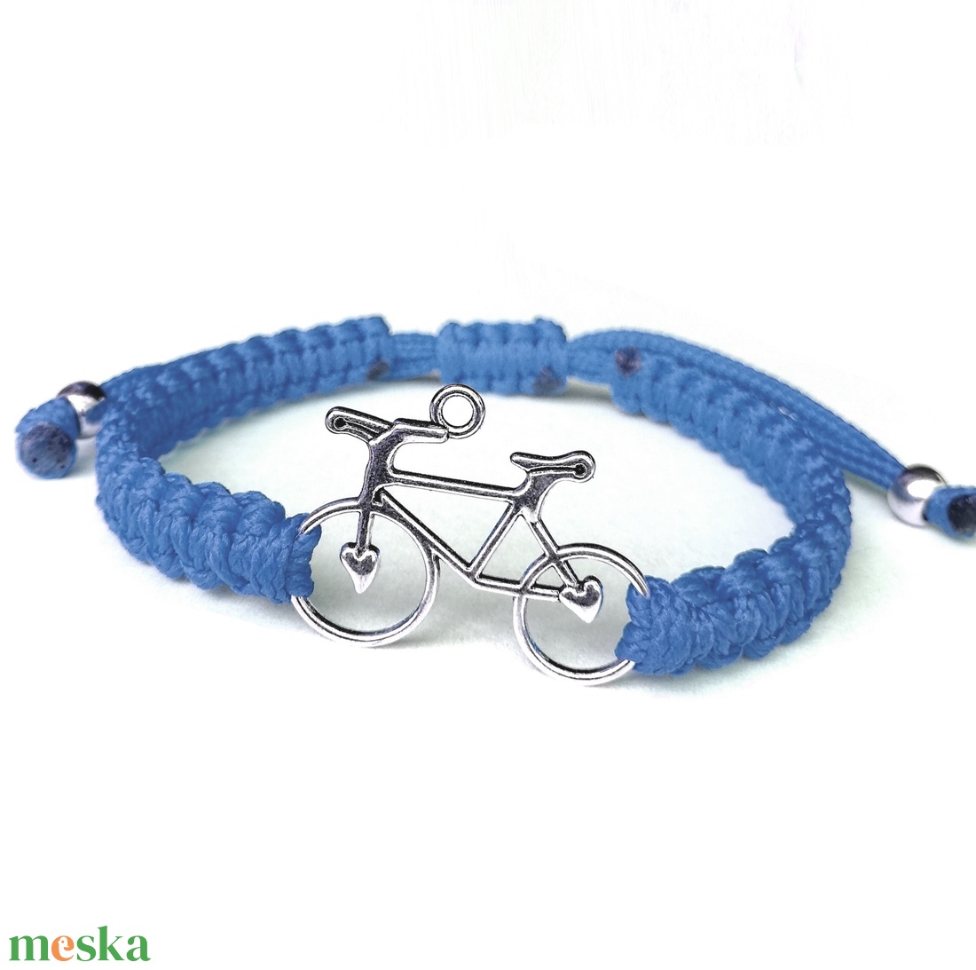 Biciklis védelmező kabala makramé karkötő Jeans kék - ékszer - karkötő - fonott karkötő - Meska.hu
