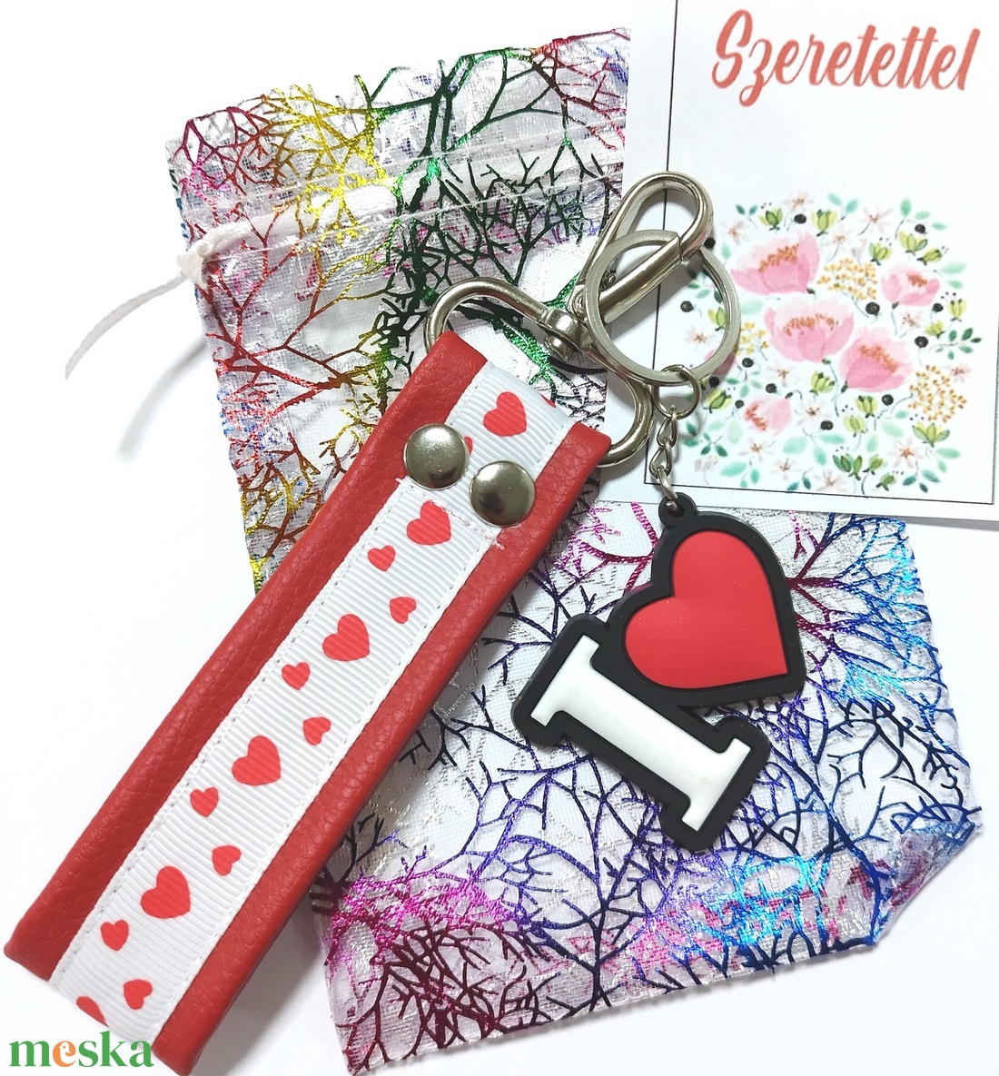 I Love You műbőr kulcstartó karikával karabinerrel ajándéktasakban - táska & tok - kulcstartó & táskadísz - kulcstartó - Meska.hu I Love You műbőr kulcstartó karikával karabinerrel ajándéktasakban - táska & tok - kulcstartó & táskadísz - kulcstartó - Meska.hu